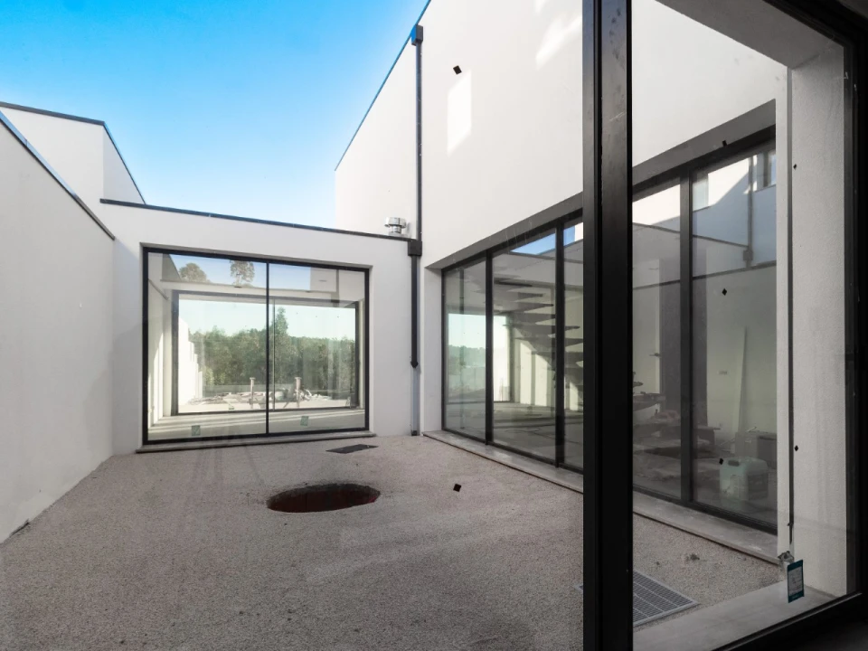 Moradia T4 para Venda em Eiras e São Paulo de Frades Foto 32