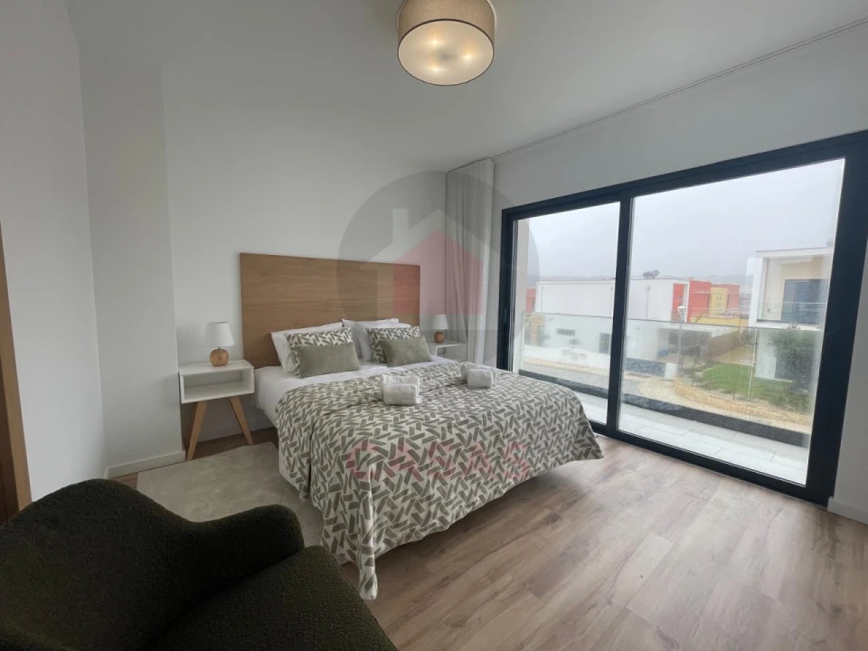 Moradia T3 para Venda em Foz do Arelho Foto 33