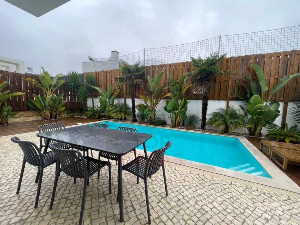 Moradia T3 para Venda em Foz do Arelho Foto 37