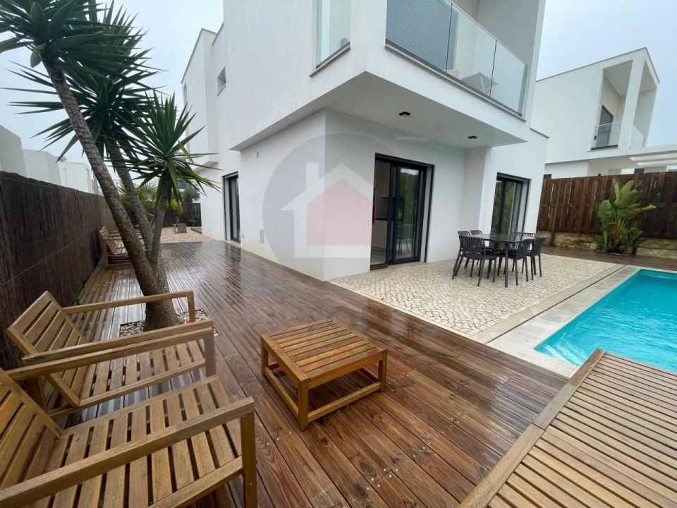 Moradia T3 para Venda em Foz do Arelho Foto 38