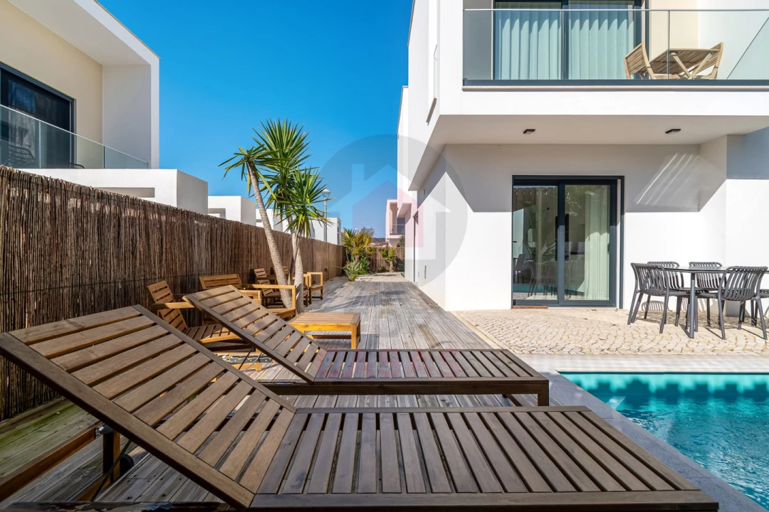 Moradia T3 para Venda em Foz do Arelho Foto 6