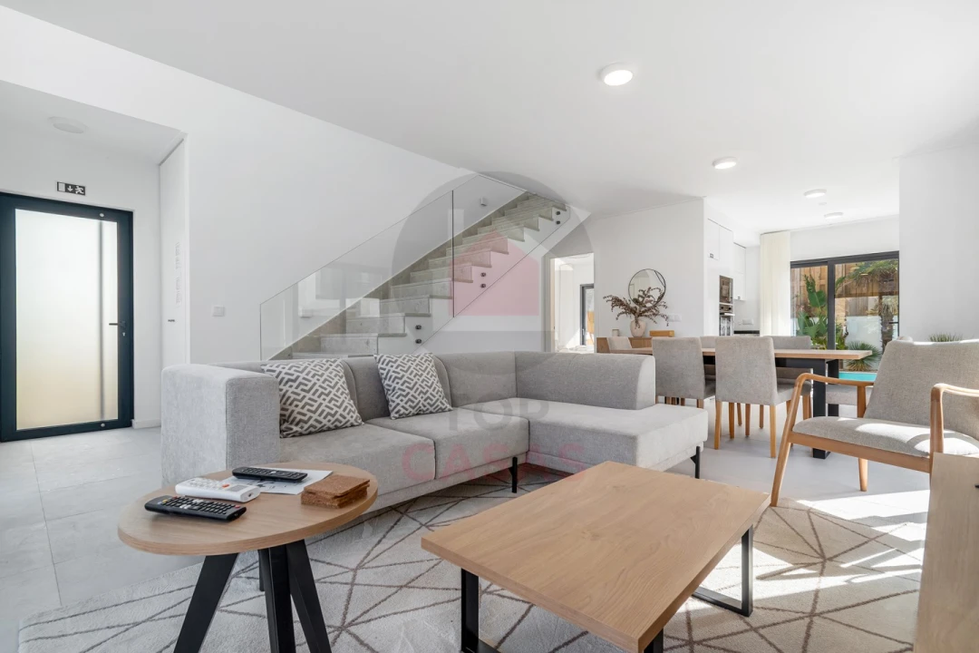 Moradia T3 para Venda em Foz do Arelho Foto 11