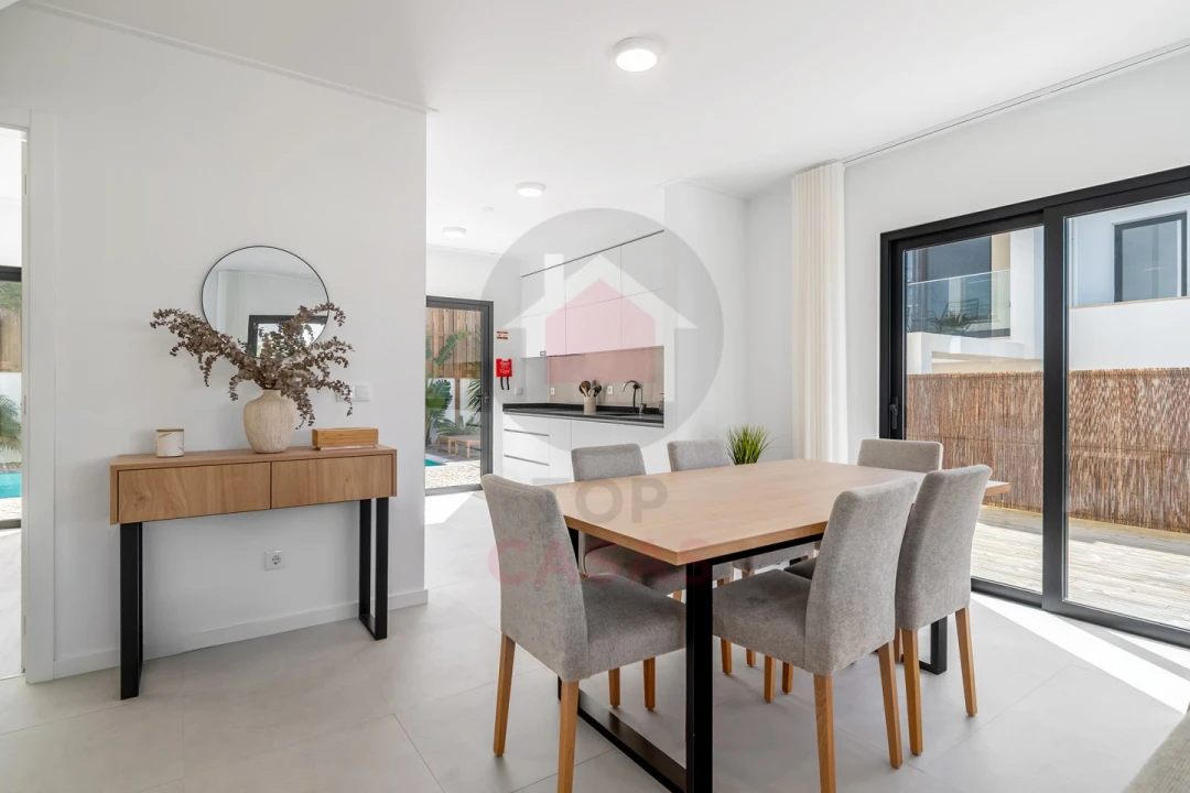 Moradia T3 para Venda em Foz do Arelho Foto 13