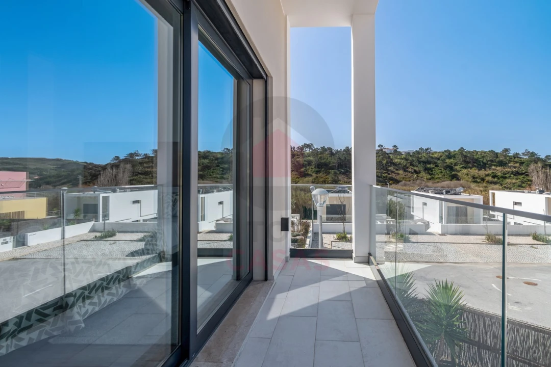 Moradia T3 para Venda em Foz do Arelho Foto 31