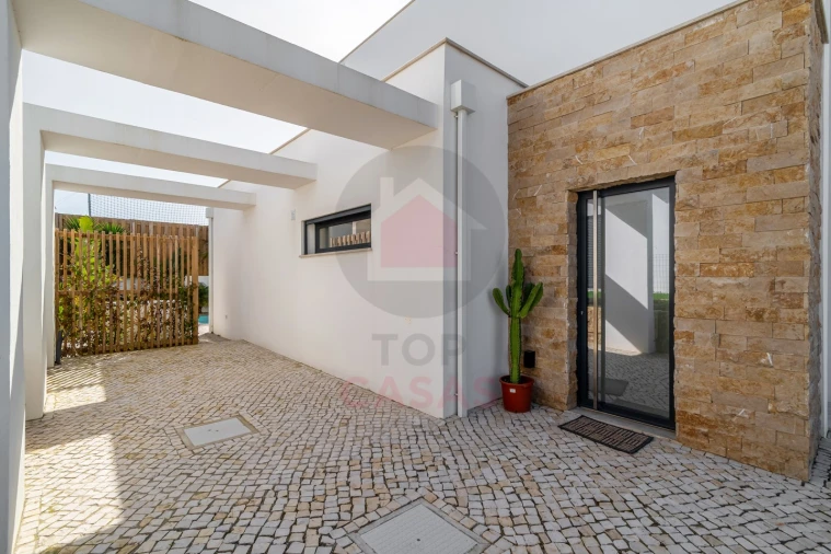 Moradia T3 para Venda em Foz do Arelho Foto 3