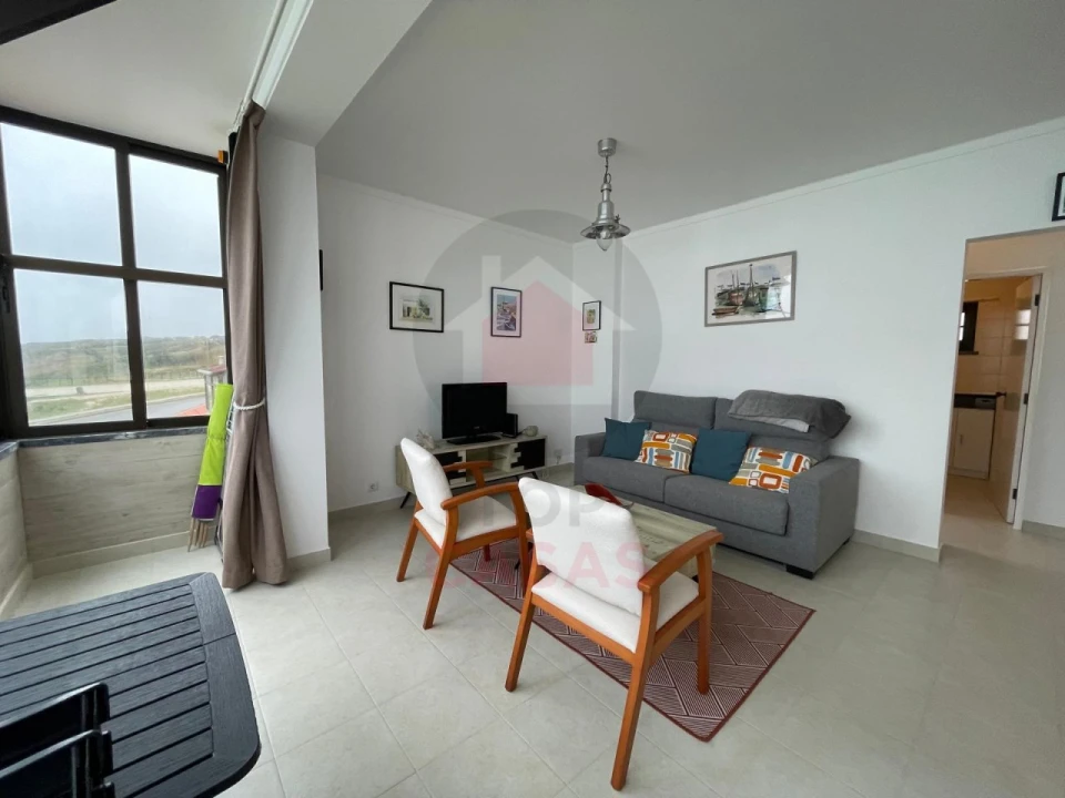 Apartamento T1 para Venda em Foz do Arelho Foto 9