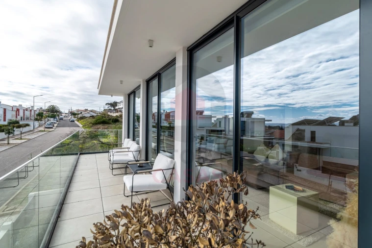 Moradia T3 para Venda em Tornada e Salir do Porto Foto 4