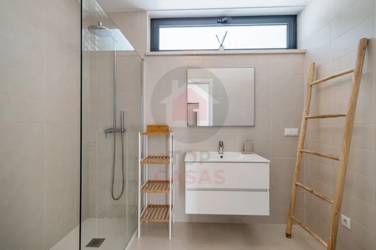 Moradia T3 para Venda em Tornada e Salir do Porto Foto 25