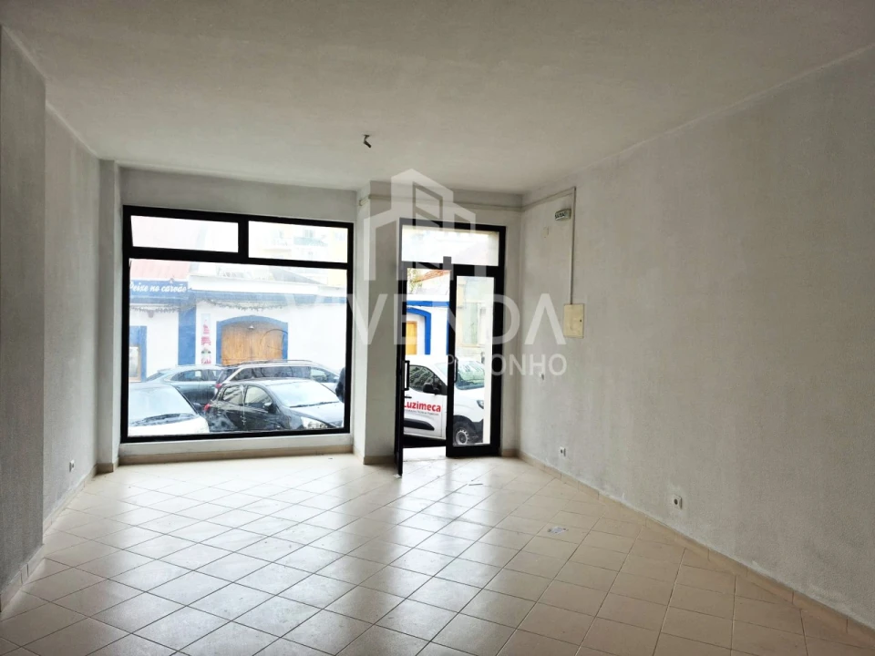 Loja para Venda em Setubal (São Sebastião) Foto 5
