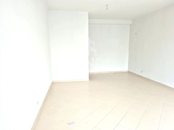 Loja para Venda em Setubal (São Sebastião) Foto 7