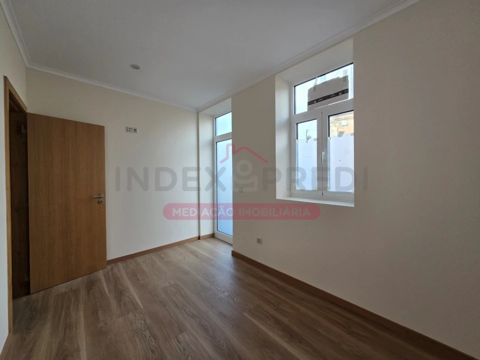 Moradia T3 para Venda em Travassô e Óis da Ribeira Foto 17