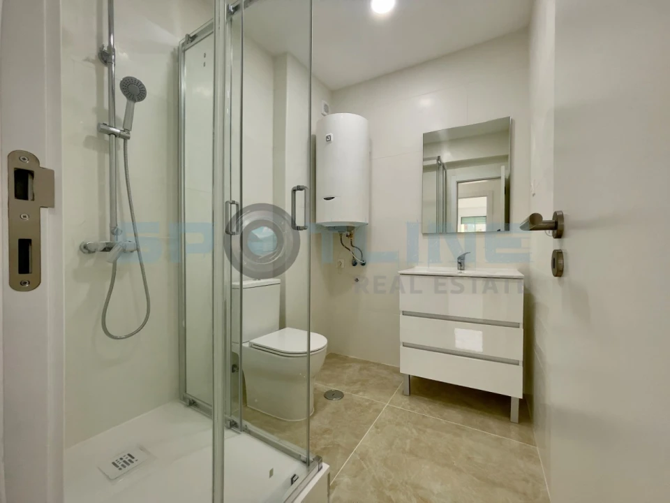 Apartamento T2 para Venda em Almada, Cova da Piedade, Pragal e Cacilhas Foto 17