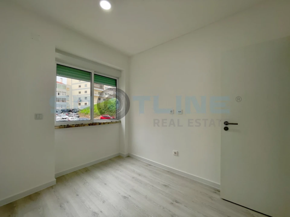 Apartamento T2 para Venda em Almada, Cova da Piedade, Pragal e Cacilhas Foto 22