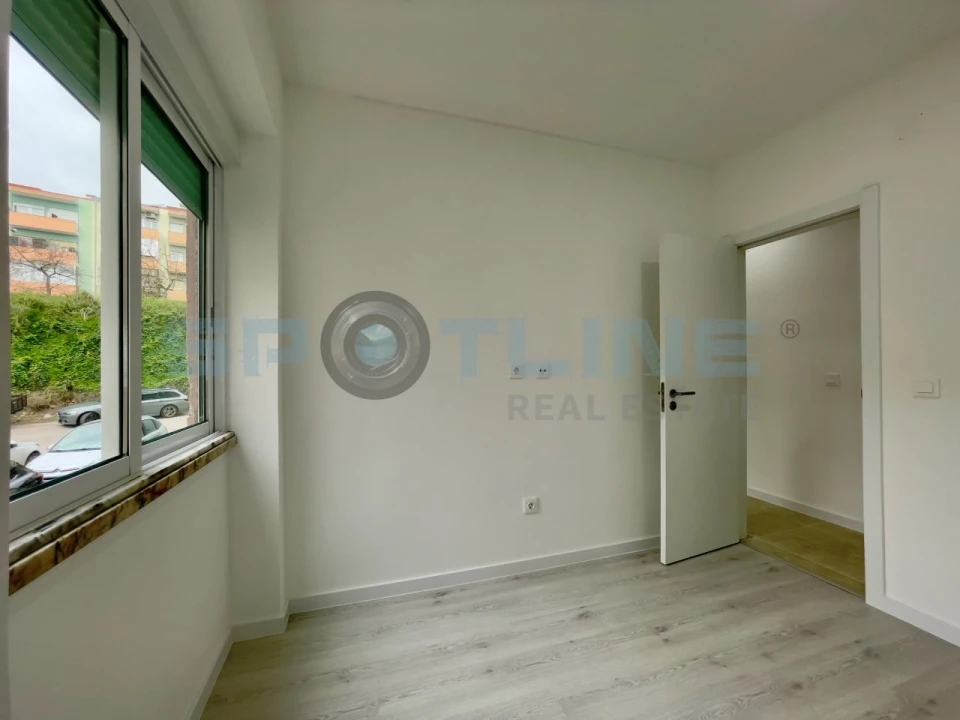 Apartamento T2 para Venda em Almada, Cova da Piedade, Pragal e Cacilhas Foto 23