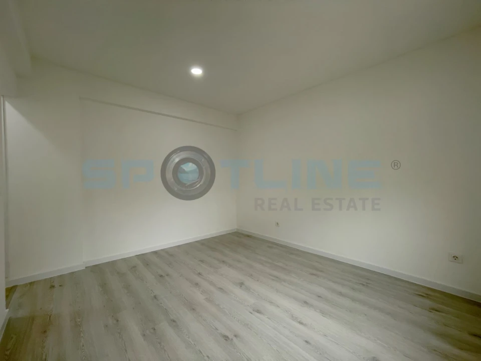 Apartamento T2 para Venda em Almada, Cova da Piedade, Pragal e Cacilhas Foto 37