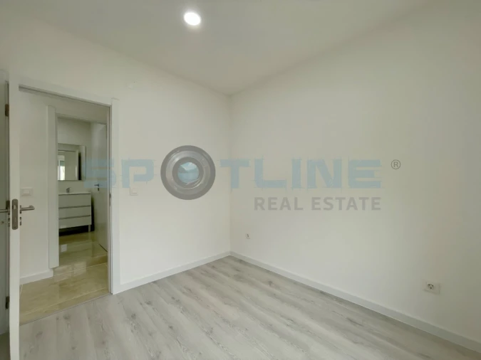 Apartamento T2 para Venda em Almada, Cova da Piedade, Pragal e Cacilhas Foto 24