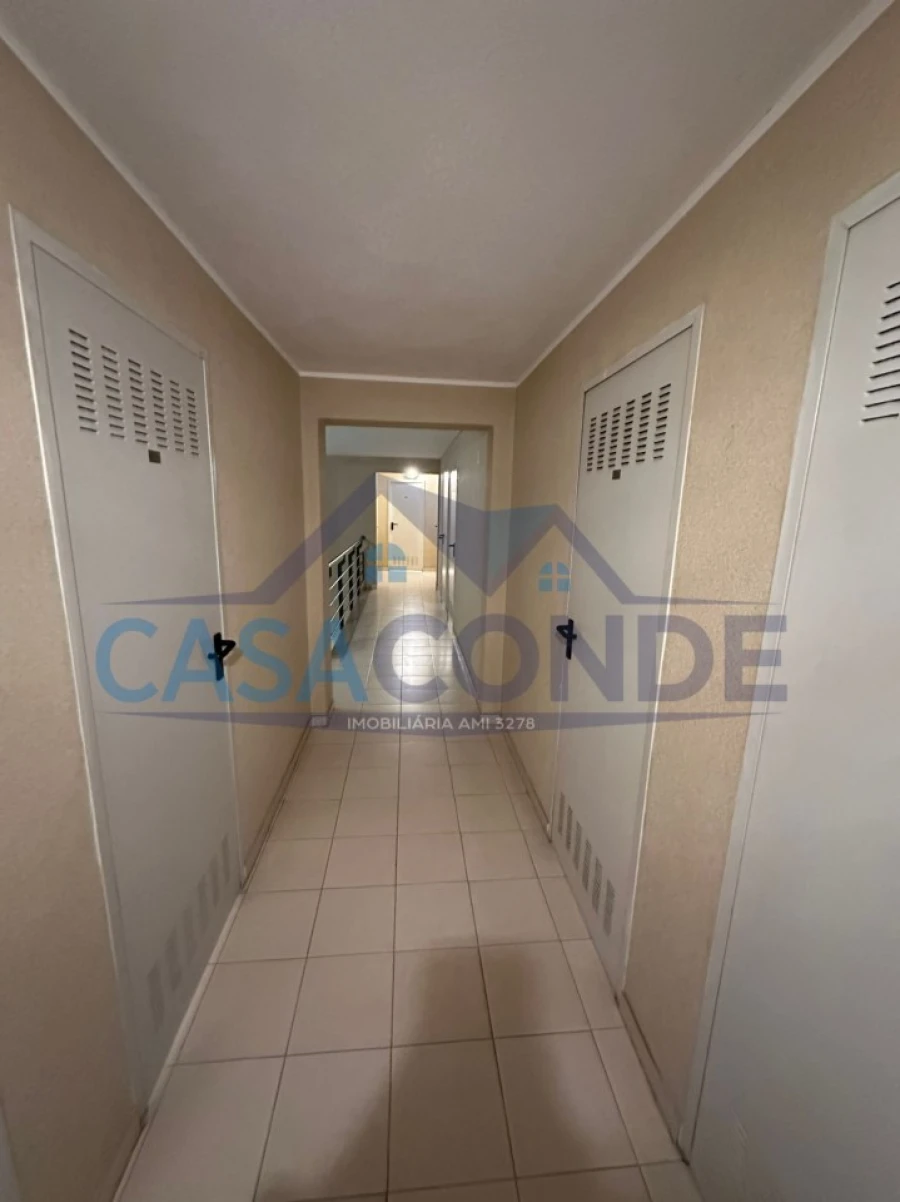 Apartamento T3 para Venda em Fernao Ferro Foto 16