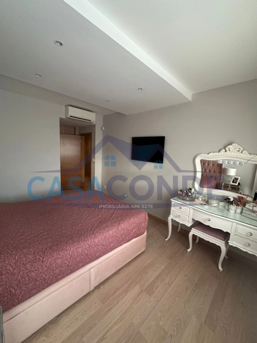 Apartamento T3 para Venda em Fernao Ferro Foto 4