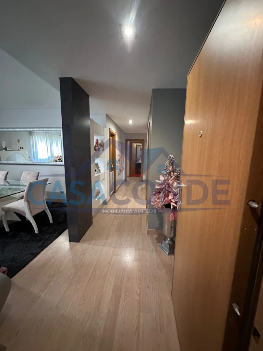 Apartamento T3 para Venda em Fernao Ferro Foto 2