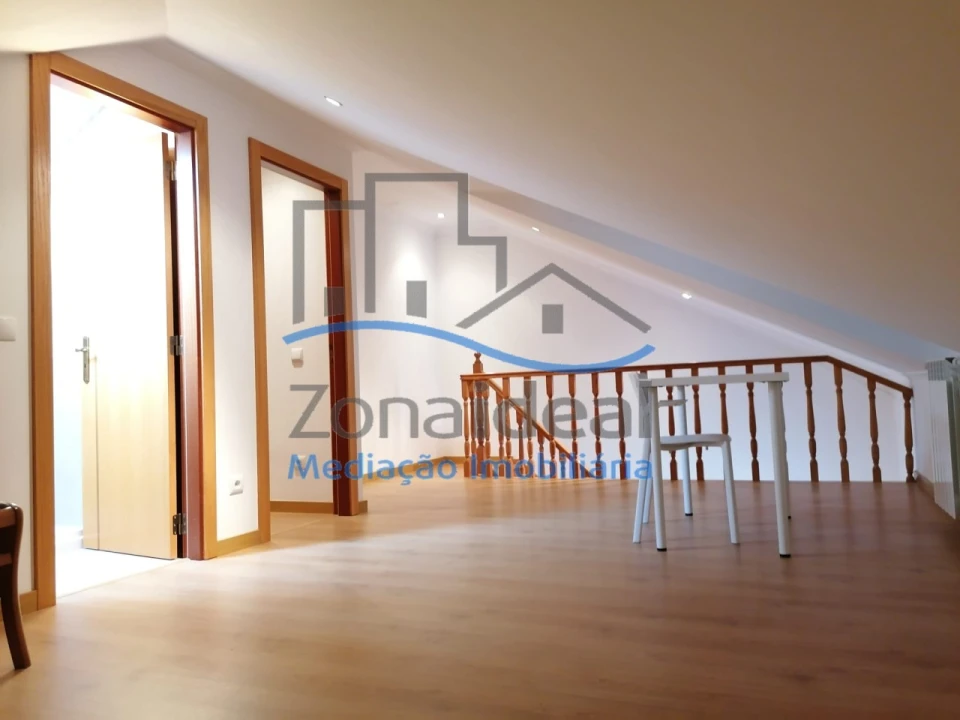 Moradia T3 para Venda em Alenquer (Santo Estêvão e Triana) Foto 13