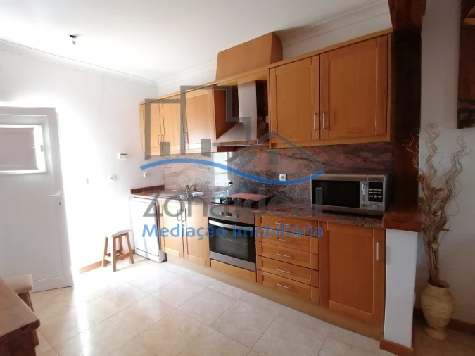 Moradia T3 para Venda em Alenquer (Santo Estêvão e Triana) Foto 5