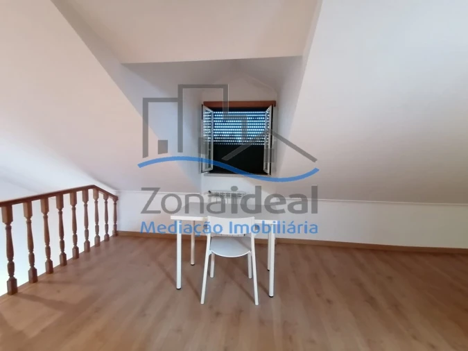 Moradia T3 para Venda em Alenquer (Santo Estêvão e Triana) Foto 14