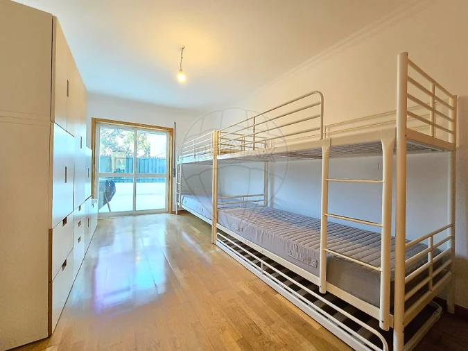 Apartamento T3 para Arrendamento em Massamá e Monte Abraão Foto 14