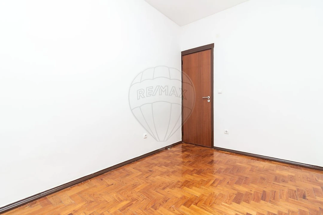 Apartamento T1 para Arrendamento em Vila Franca de Xira Foto 1