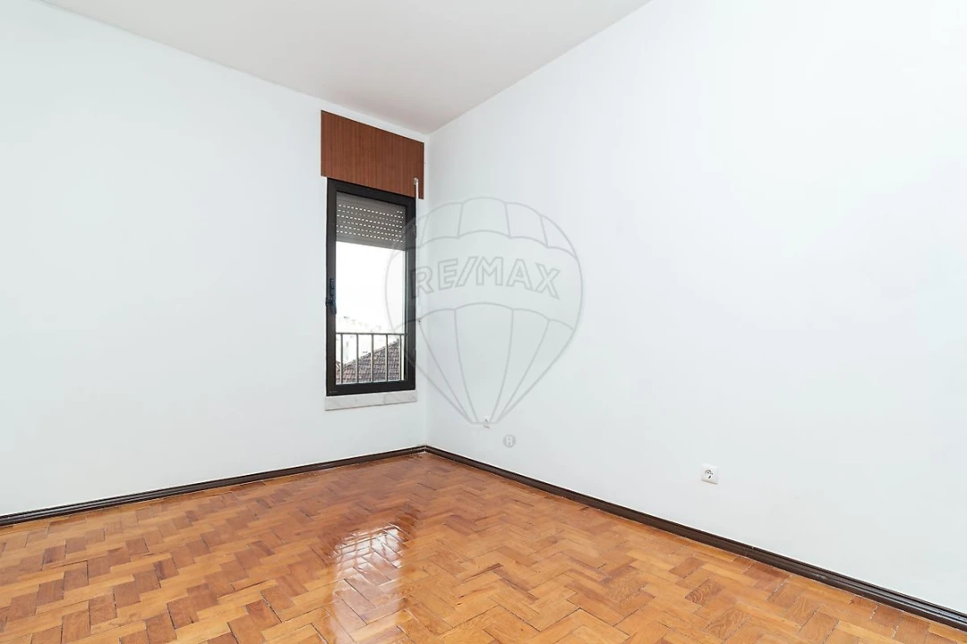 Apartamento T1 para Arrendamento em Vila Franca de Xira Foto 6