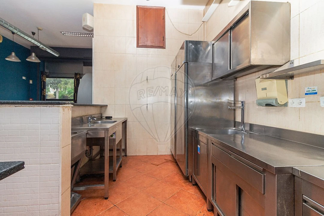 Loja para Arrendamento em Vila Franca de Xira Foto 20