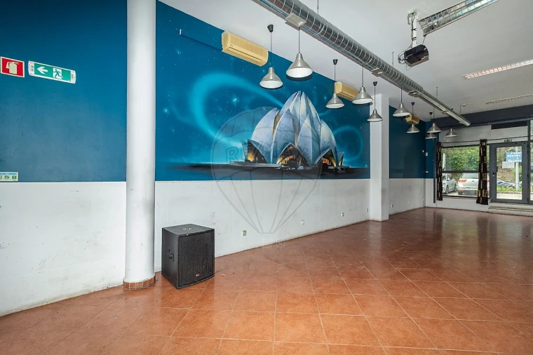 Loja para Arrendamento em Vila Franca de Xira Foto 3