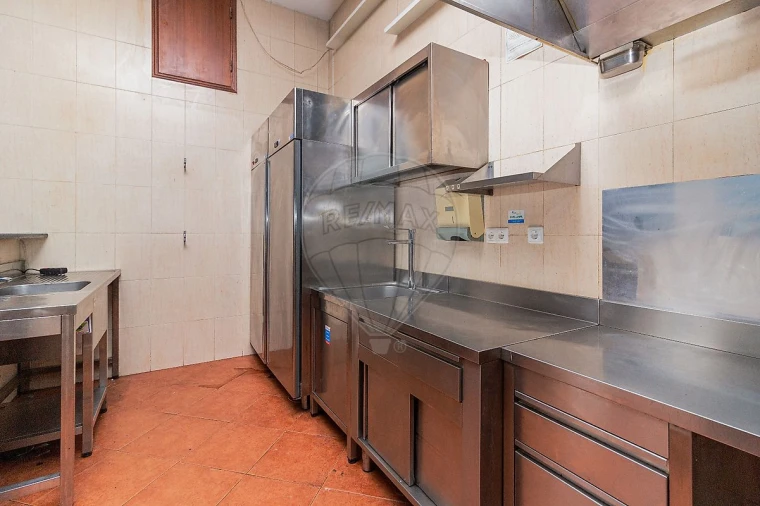 Loja para Arrendamento em Vila Franca de Xira Foto 10