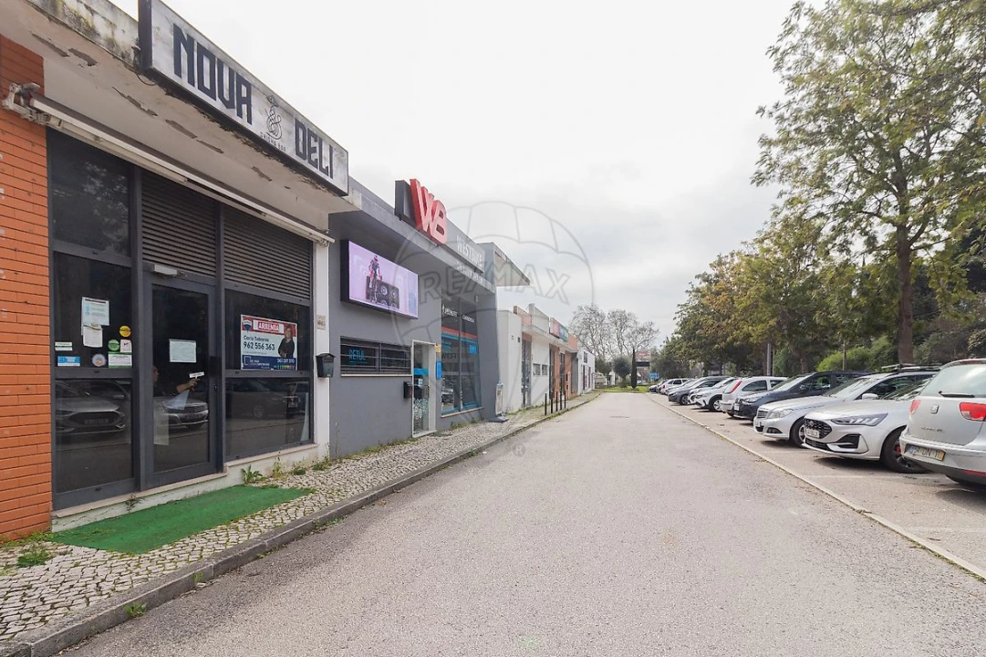 Loja para Arrendamento em Vila Franca de Xira Foto 28