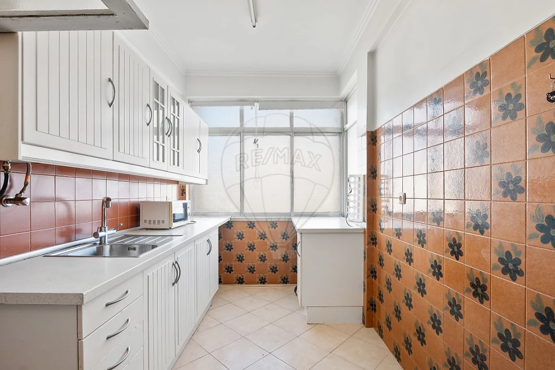 Apartamento T3 para Venda em Algueirão-Mem Martins Foto 4