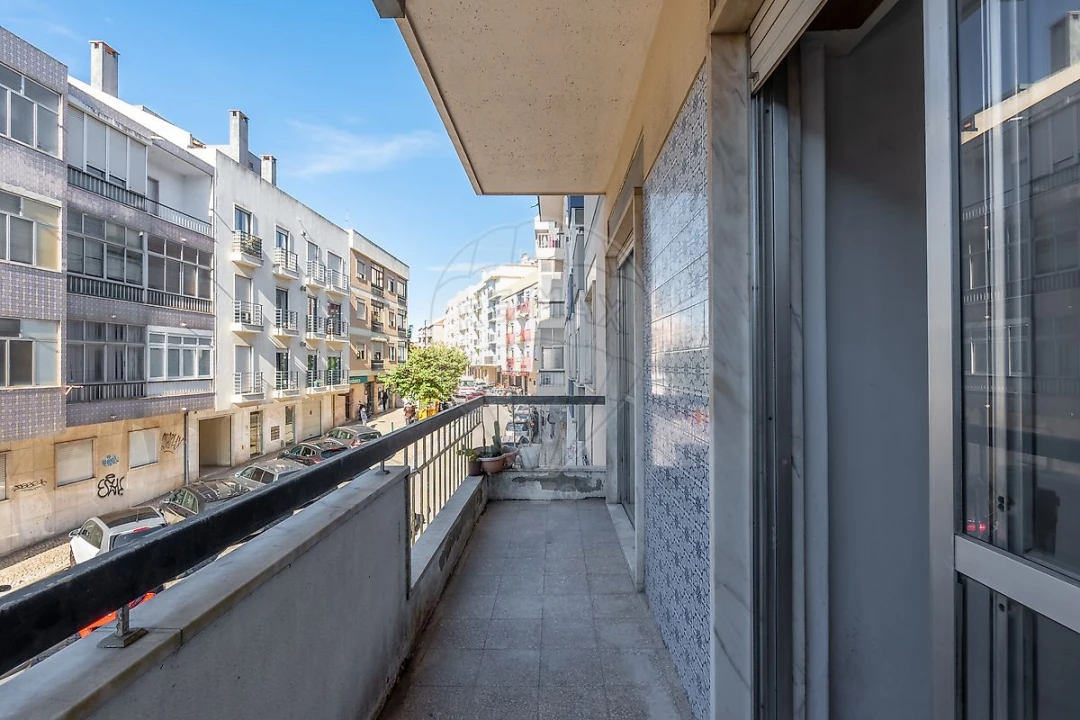 Apartamento T3 para Venda em Algueirão-Mem Martins Foto 20