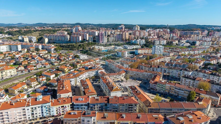 Apartamento T3 para Venda em Algueirão-Mem Martins Foto 25