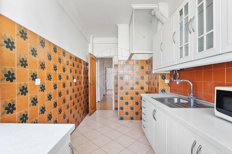 Apartamento T3 para Venda em Algueirão-Mem Martins Foto 5