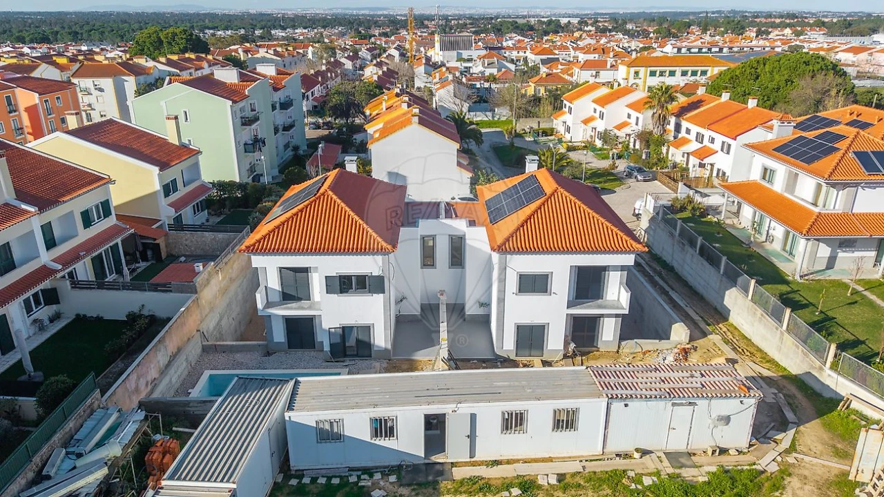 Moradia T3 para Venda em Azeitão (São Lourenço e São Simão) Foto 30