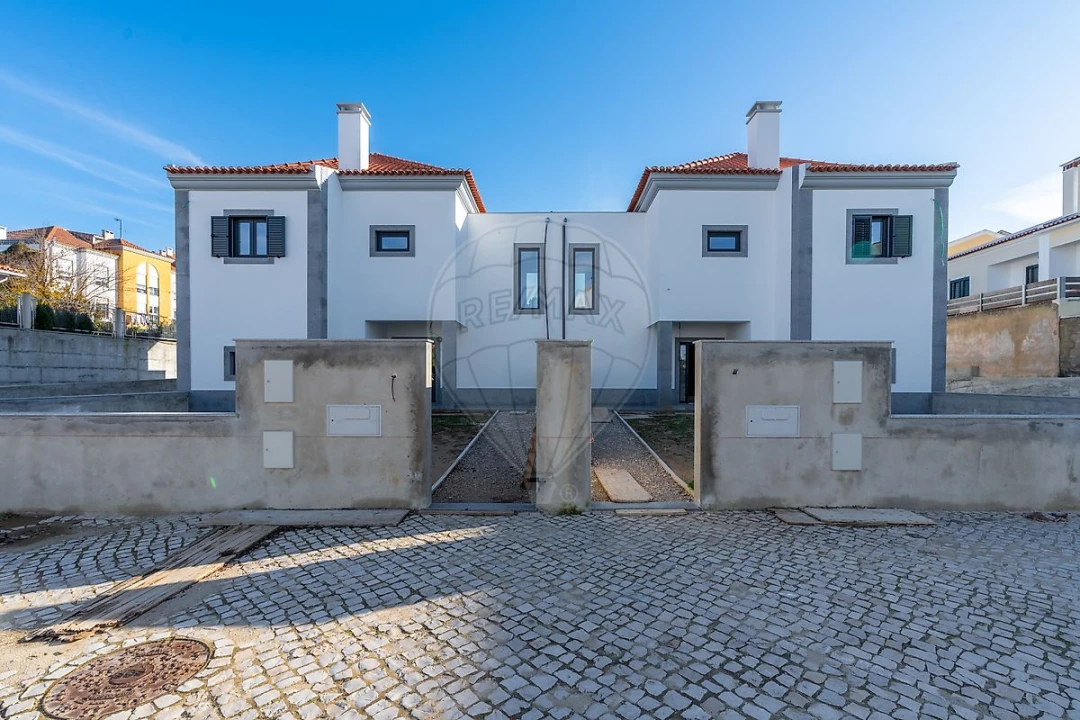 Moradia T3 para Venda em Azeitão (São Lourenço e São Simão) Foto 1