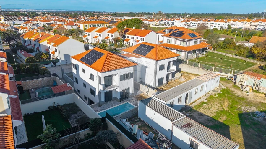 Moradia T3 para Venda em Azeitão (São Lourenço e São Simão) Foto 29