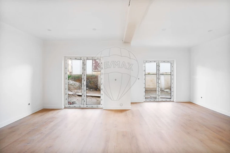 Moradia T3 para Venda em Azeitão (São Lourenço e São Simão) Foto 9