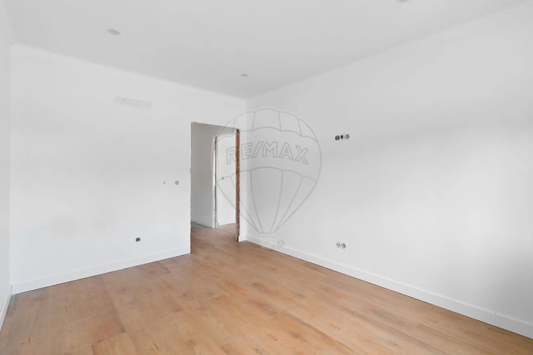 Moradia T3 para Venda em Azeitão (São Lourenço e São Simão) Foto 22