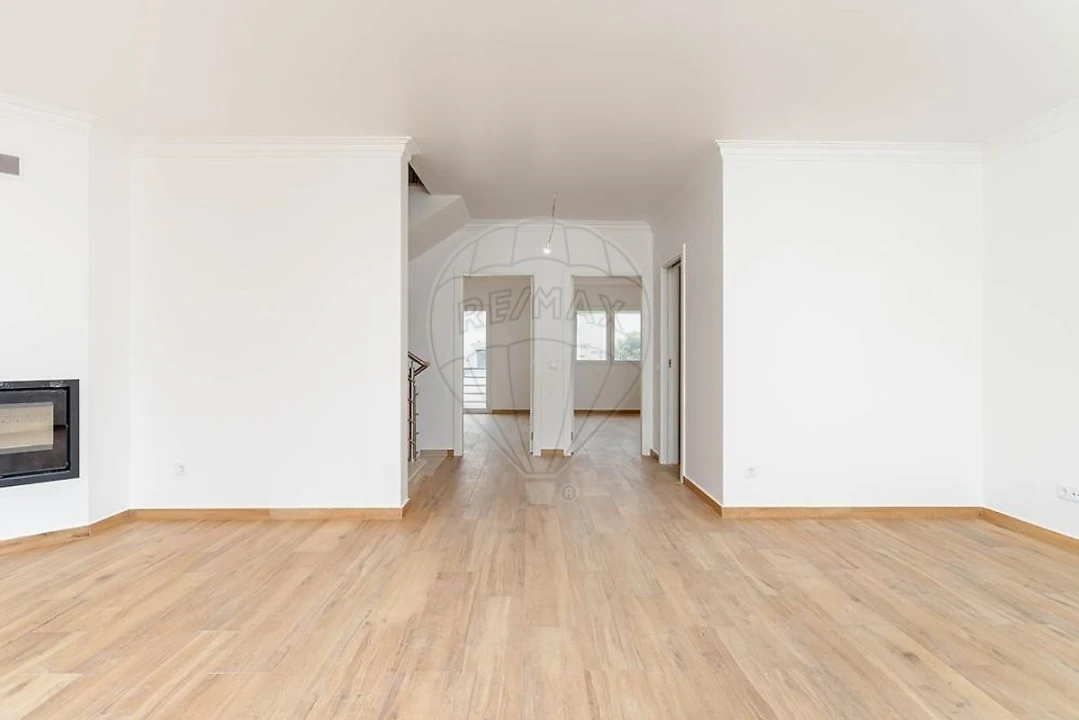 Moradia T4 para Venda em Azeitão (São Lourenço e São Simão) Foto 18