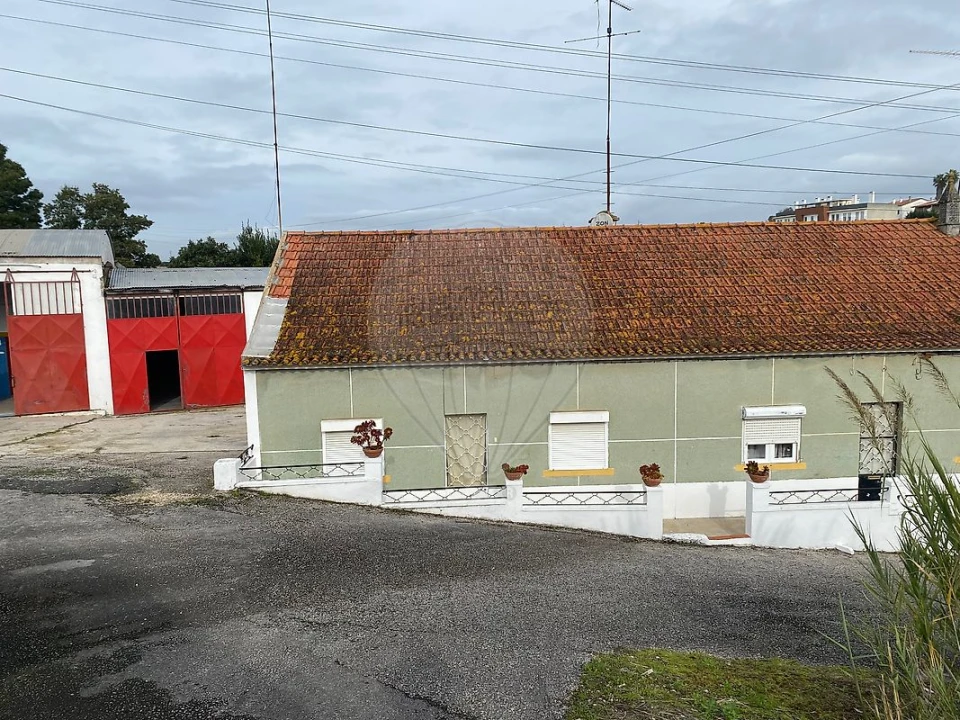 Moradia T4 para Venda em Marvila, Ribeira Santarém, São Salvador, São Nicolau Foto 4
