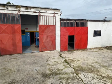 Moradia T4 para Venda em Marvila, Ribeira Santarém, São Salvador, São Nicolau
