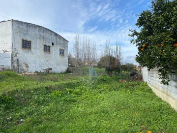 Moradia T4 para Venda em Marvila, Ribeira Santarém, São Salvador, São Nicolau