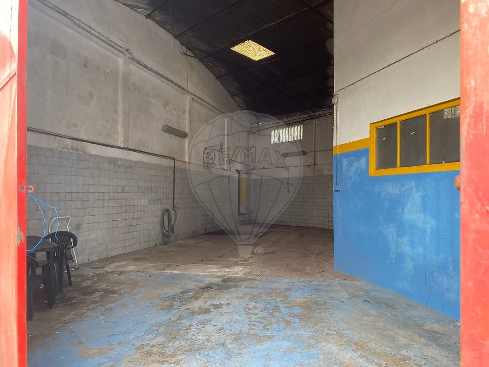 Moradia T4 para Venda em Marvila, Ribeira Santarém, São Salvador, São Nicolau Foto 1