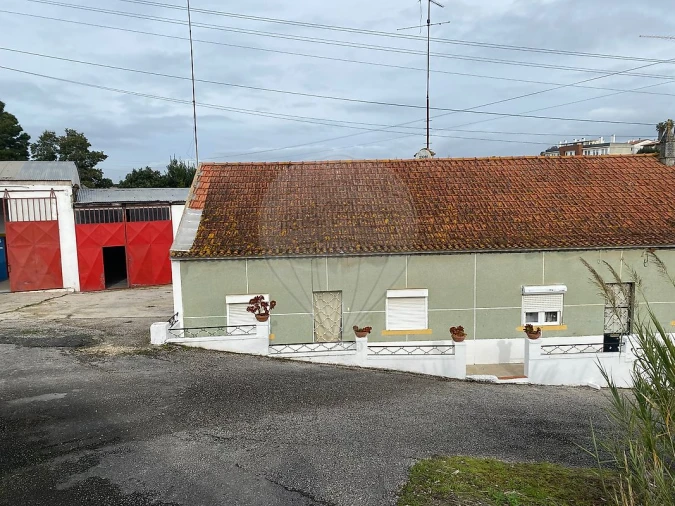 Moradia T4 para Venda em Marvila, Ribeira Santarém, São Salvador, São Nicolau Foto 4