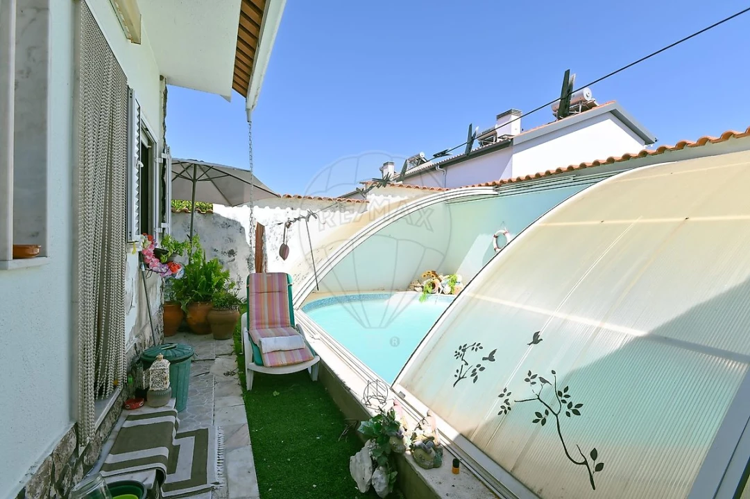 Moradia T3 para Venda em Quinta do Conde Foto 5