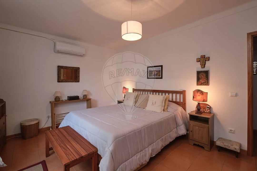 Moradia T4 para Venda em São Martinho Foto 21